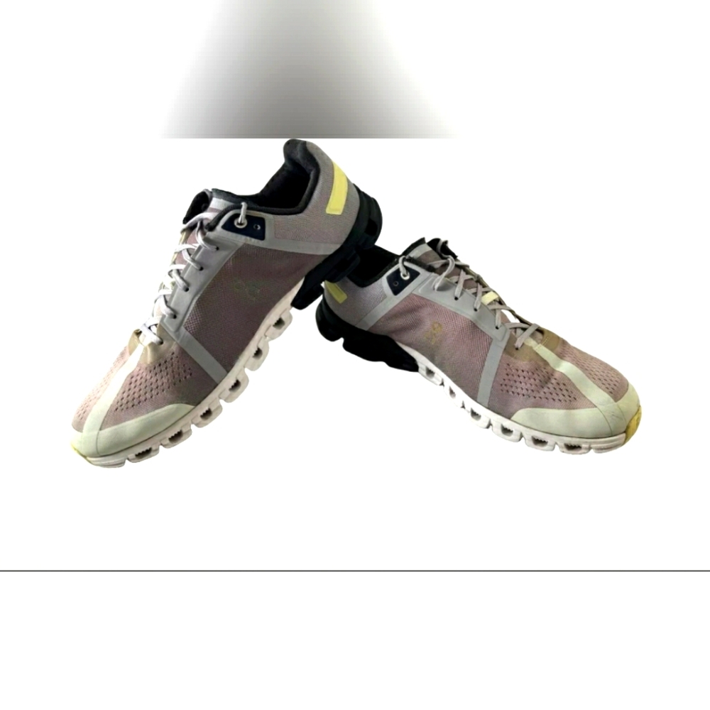 On Cloudflow 3 Swiss Engineering Alloy Magnet Running Shoes Men 12 Women 13.5